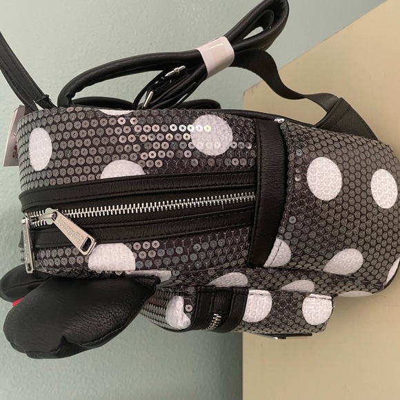 Minnie Mouse Lounge Fly - Picture 2 of 3